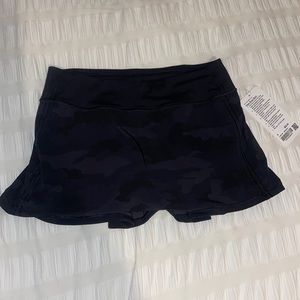 NWT Lululemon pace rival skirt